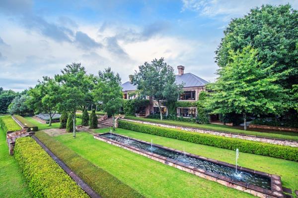 6 Bedroom House