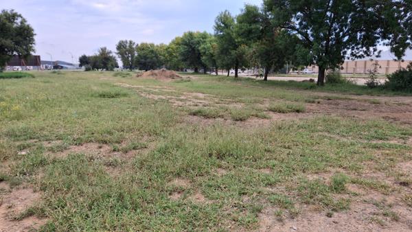 5 853 m² Land