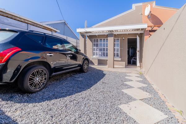 2 Bedroom House