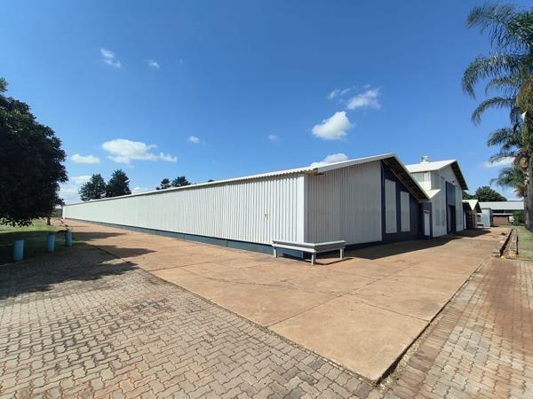 3 992 m² Industrial space