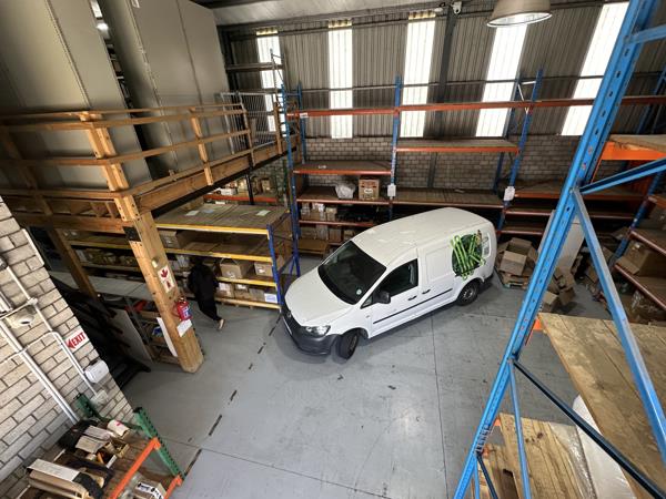 400 m² Industrial space