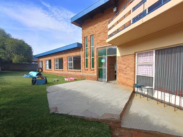 200 m² Commercial space