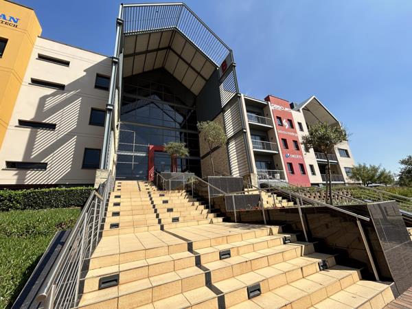 349 m² Commercial space