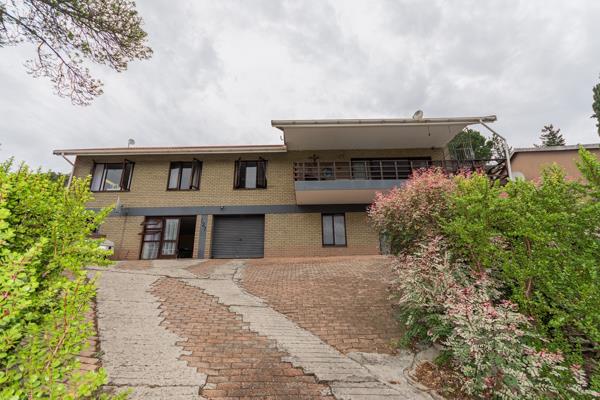 7 Bedroom House