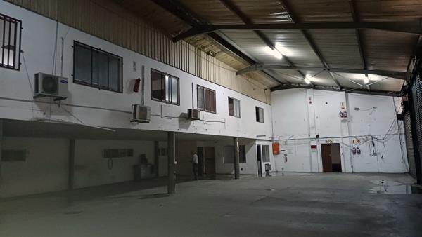 1 650 m² Industrial space