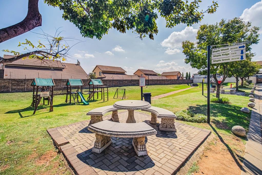 2 Bedroom Townhouse