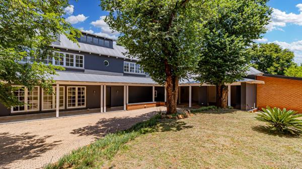 6 Bedroom House