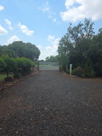 2 ha Smallholding