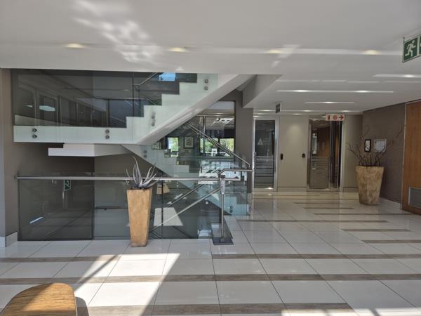 205 m² Commercial space