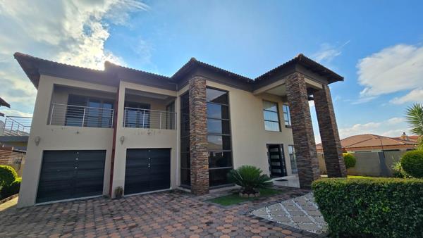 5 Bedroom House