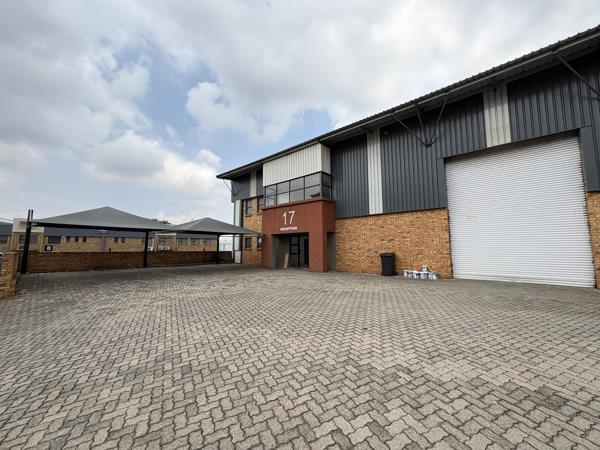 728 m² Industrial space