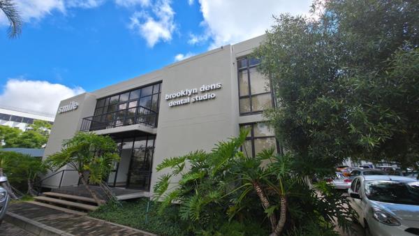 102 m² Commercial space