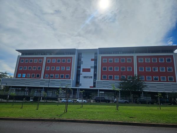117 m² Commercial space