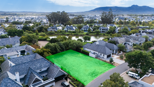 1 065 m² Land