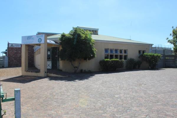 154 m² Commercial space