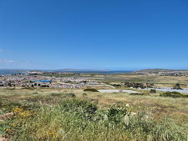 653 m² Land