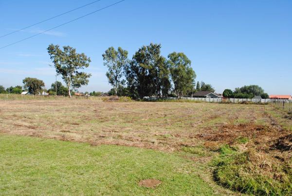 4 000 m² Land