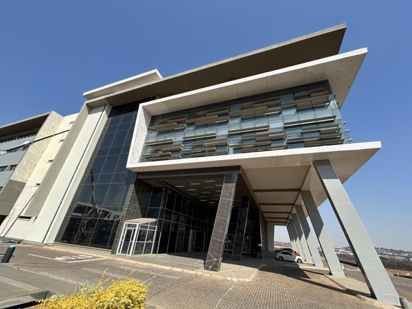 685 m² Commercial space