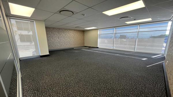 324 m² Office Space