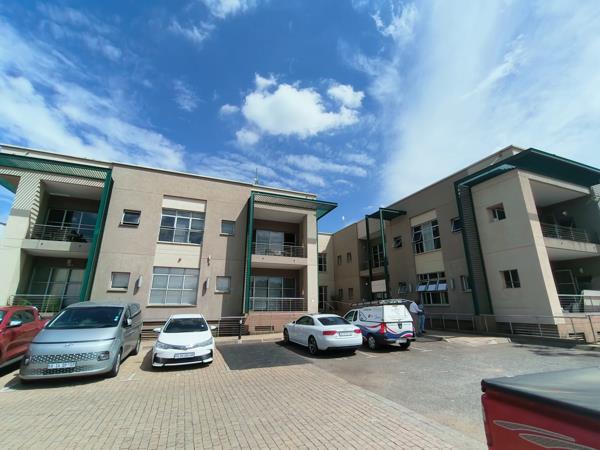 99 m² Commercial space
