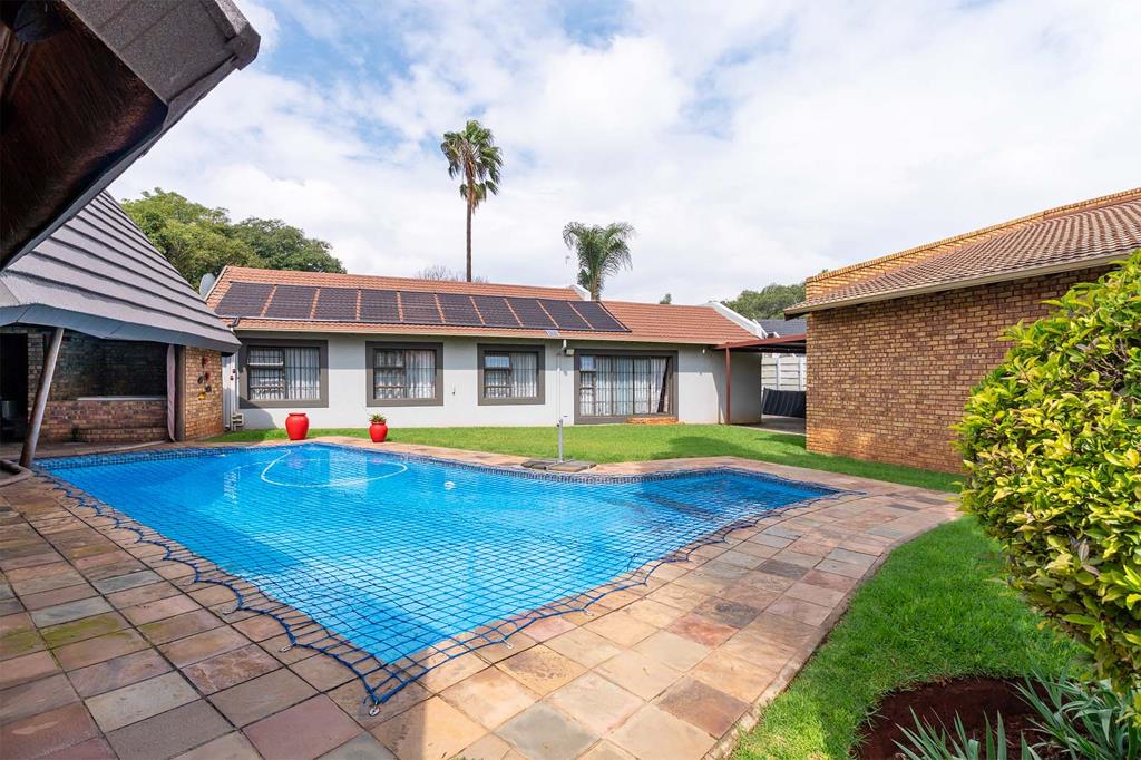 4 Bedroom House