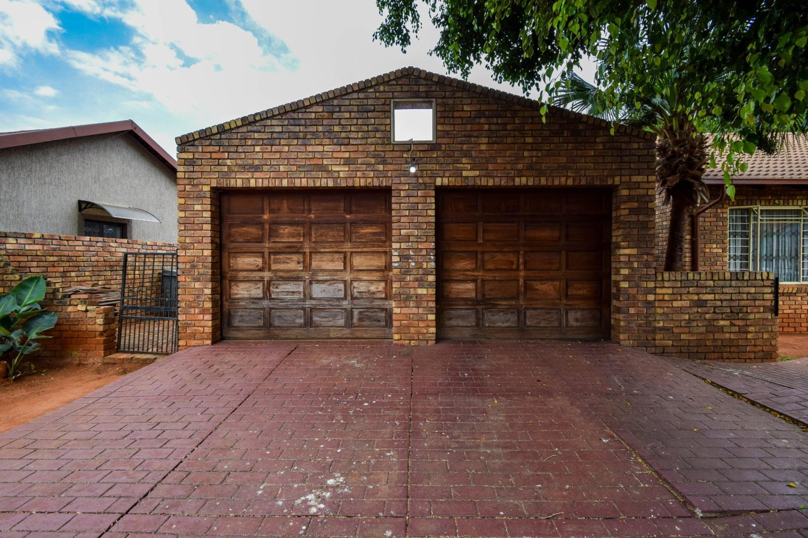 3 Bedroom House in Doornpoort