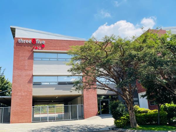 227 m² Commercial space