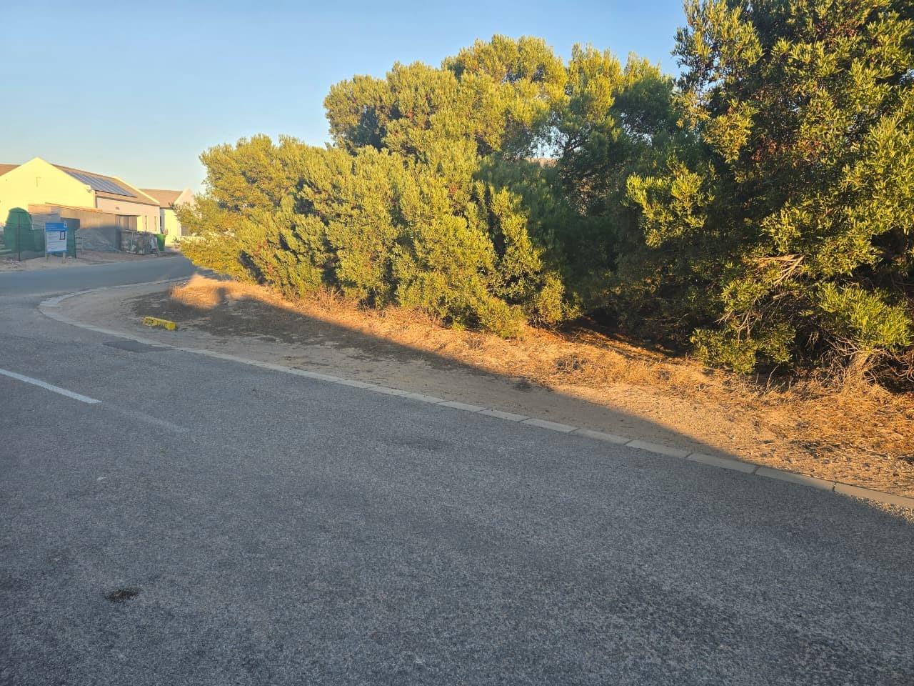 416 m² Land available in Shelley Point