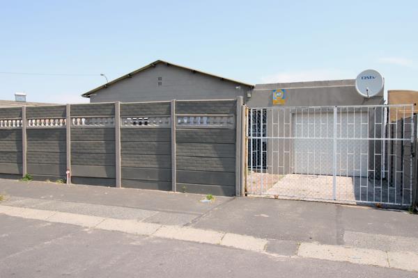 2 Bedroom House