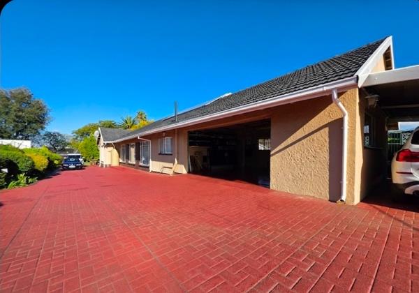 4 Bedroom House