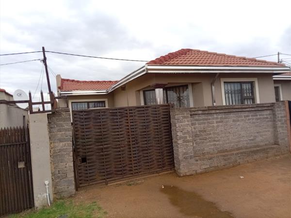 2 Bedroom House