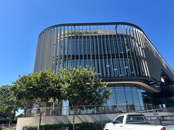 750 m² Commercial space