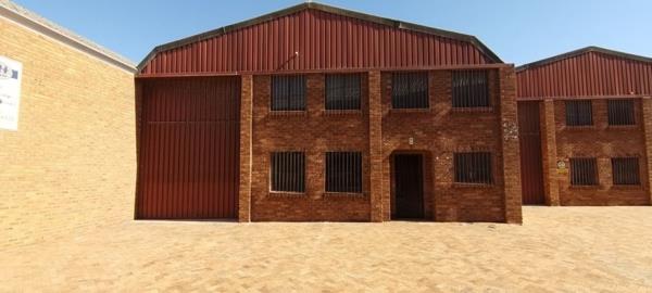 595 m² Industrial space