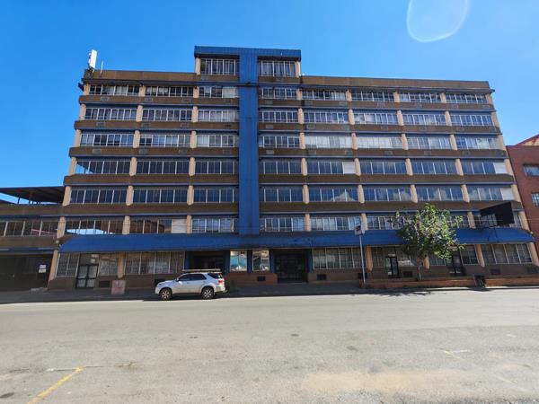 1 354 m² Commercial space
