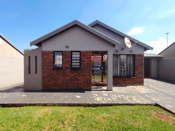 2 Bedroom House