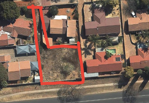 621 m² Land