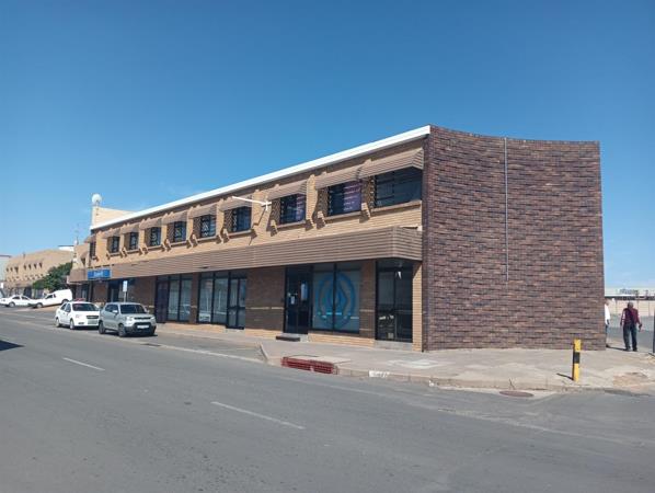 1 177 m² Office Space