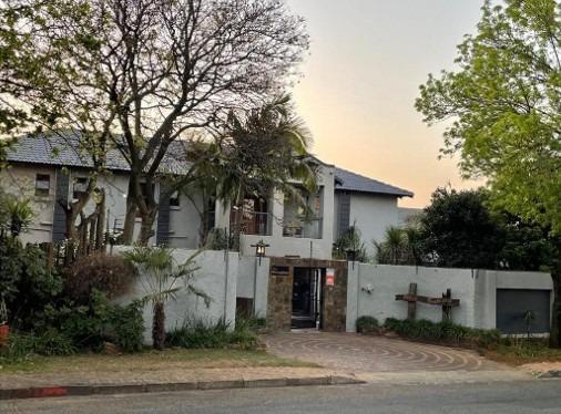 22 Bedroom House
