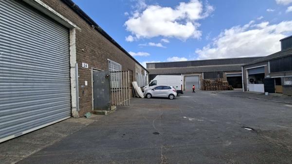 300 m² Industrial space