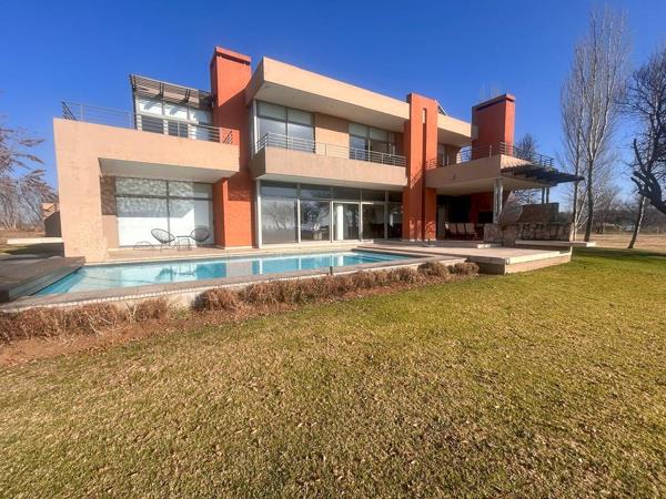 5 Bedroom House