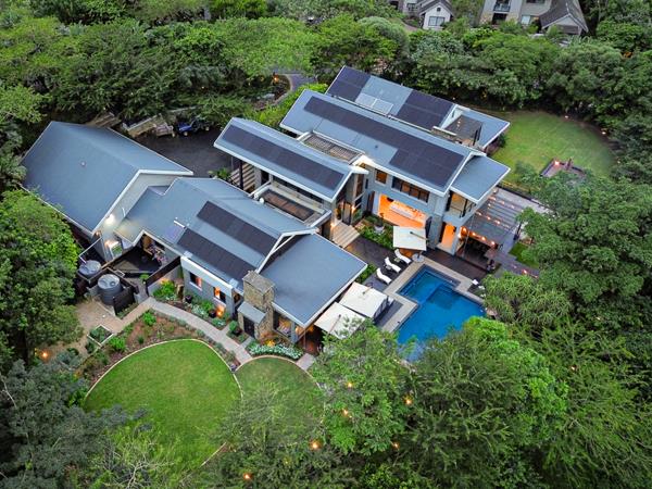 6 Bedroom House