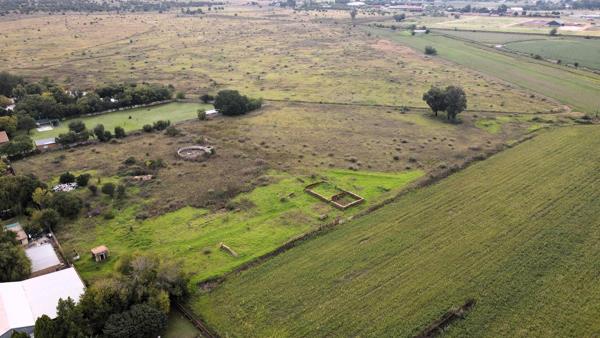 2.3 ha Land