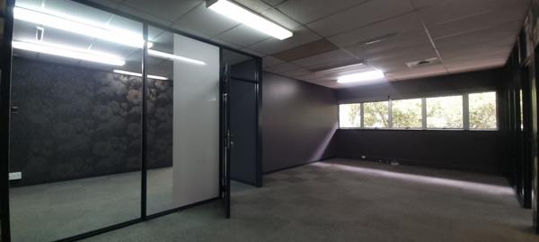 140 m² Commercial space