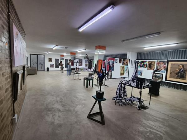 130 m² Commercial space