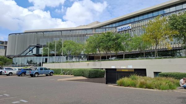747 m² Office Space
