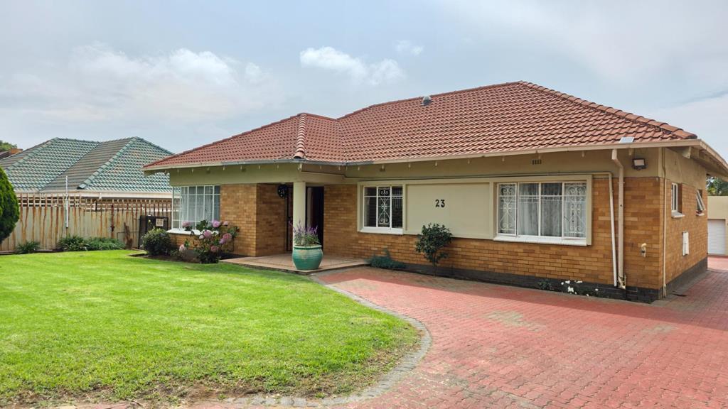 4 Bedroom House