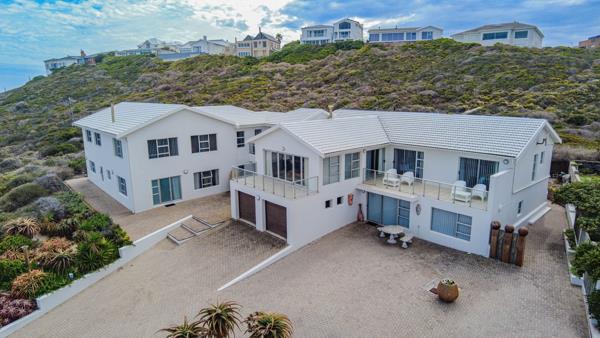 6 Bedroom House