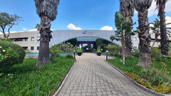 360 m² Office Space