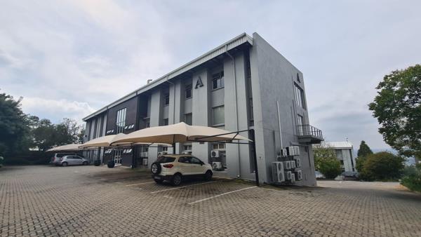 244 m² Office Space