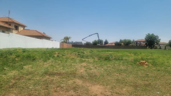 2 391 m² Land